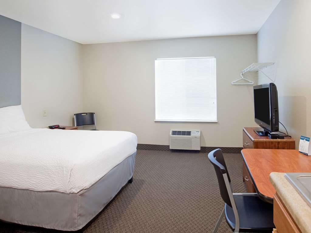 Extended Stay America Select Suites - Pensacola - Northwest Room photo